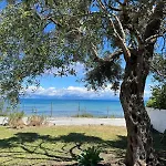 Beachfront With Garden - Valentine Corfu * 메손기