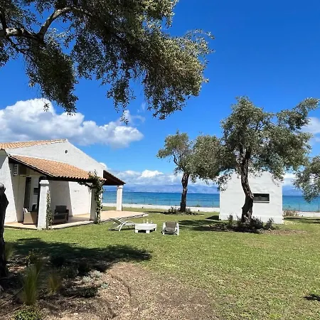Beachfront With Garden - Valentine Corfu בית נופש *