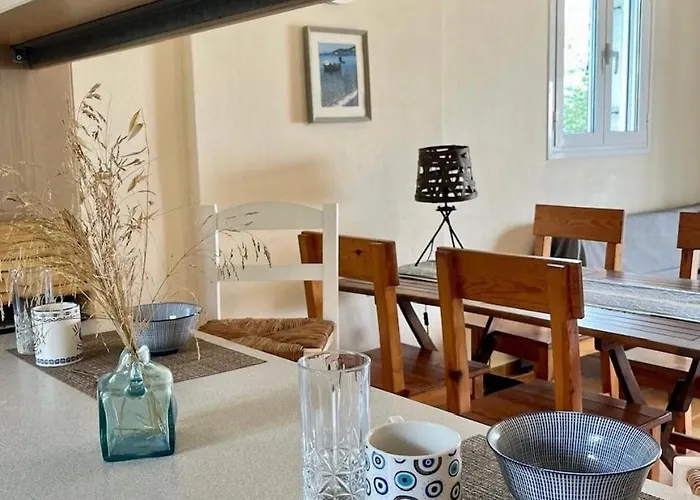 Beachfront With Garden - Valentine Corfu *